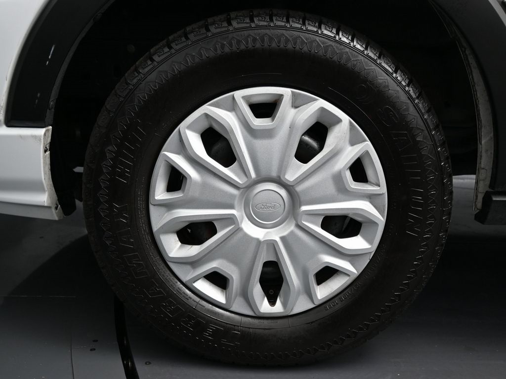 2023 Ford Transit XLT Image 14 of 41