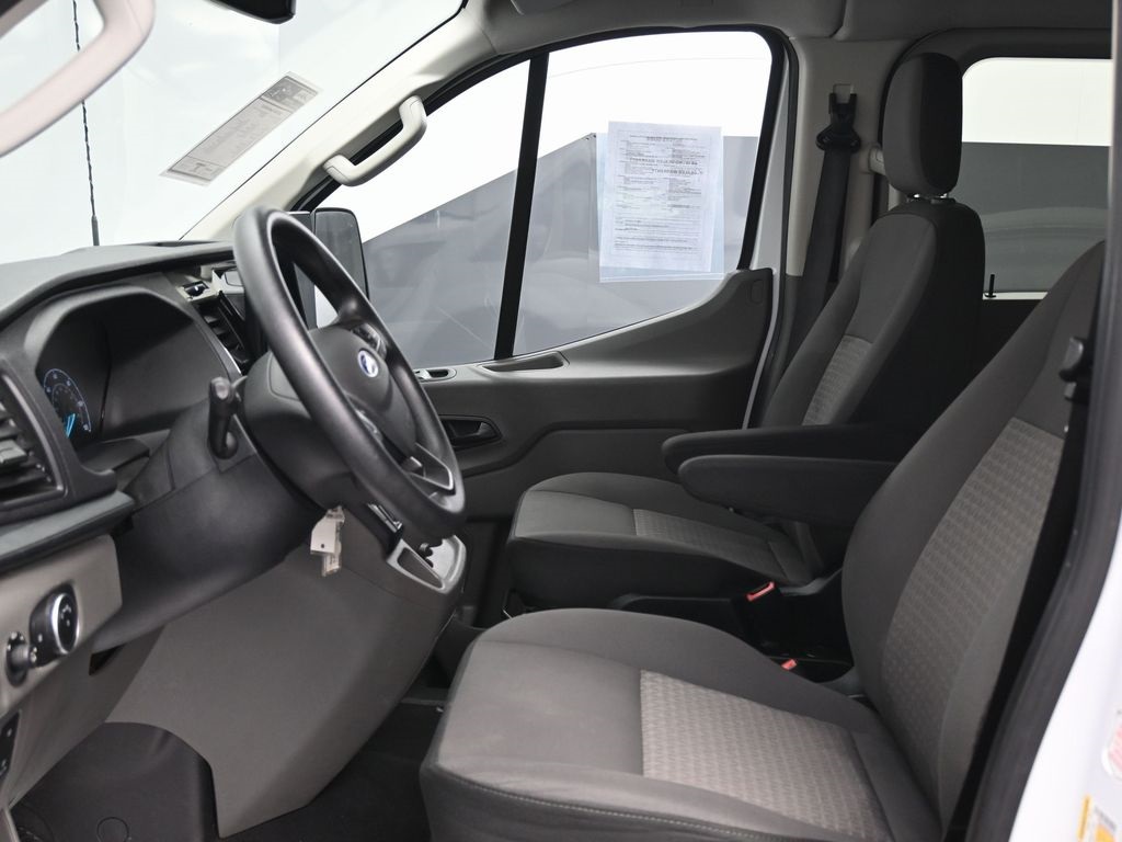 2023 Ford Transit XLT Image 38 of 41