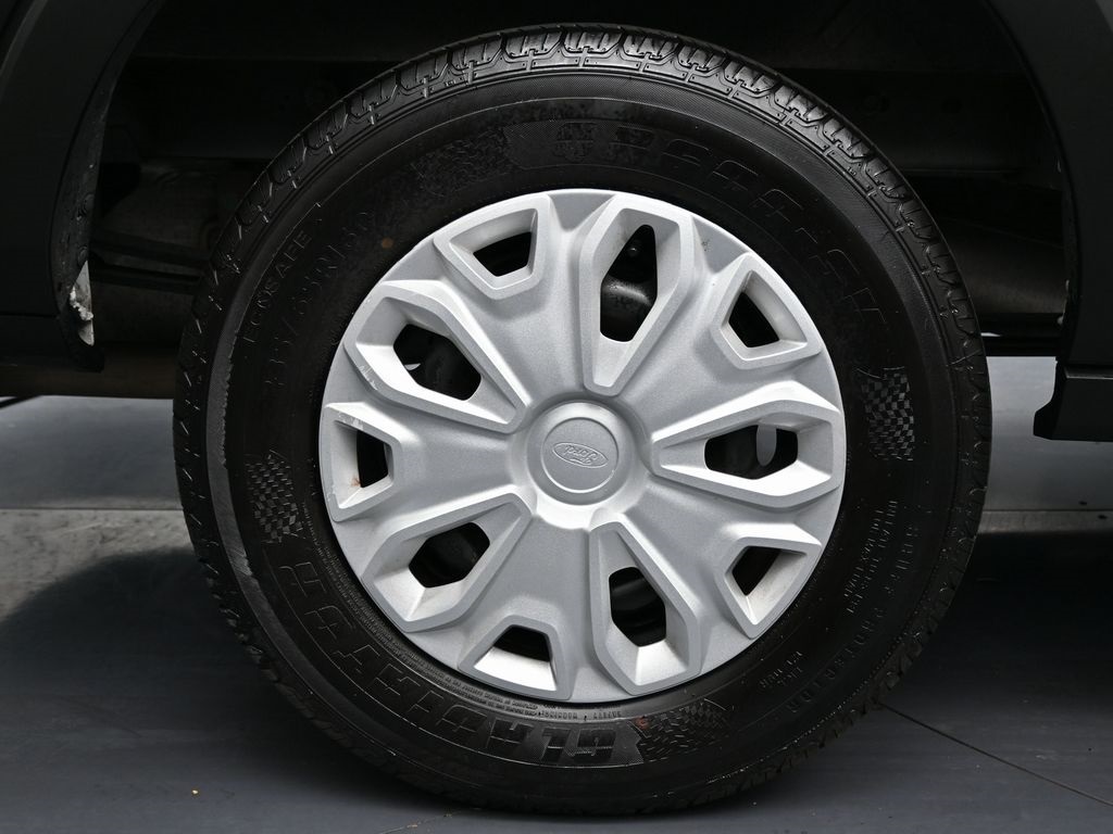 2023 Ford Transit XLT Image 13 of 41