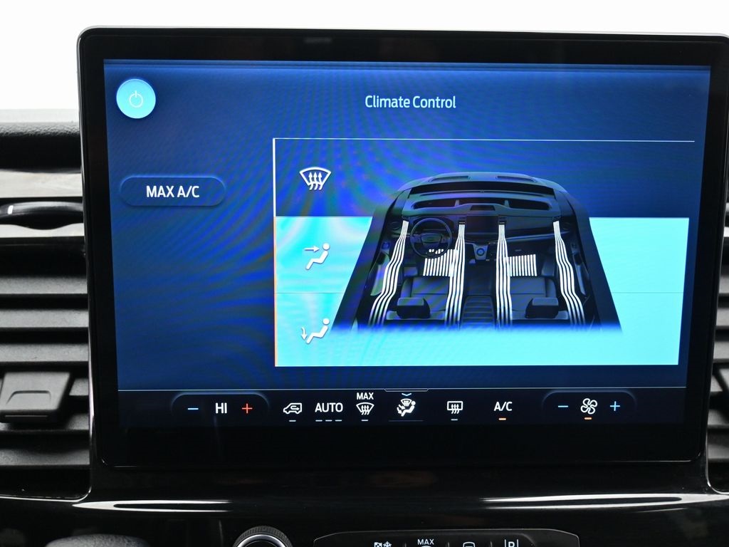 2023 Ford Transit XLT Image 32 of 41