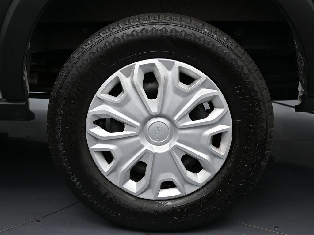 2023 Ford Transit XLT Image 16 of 41