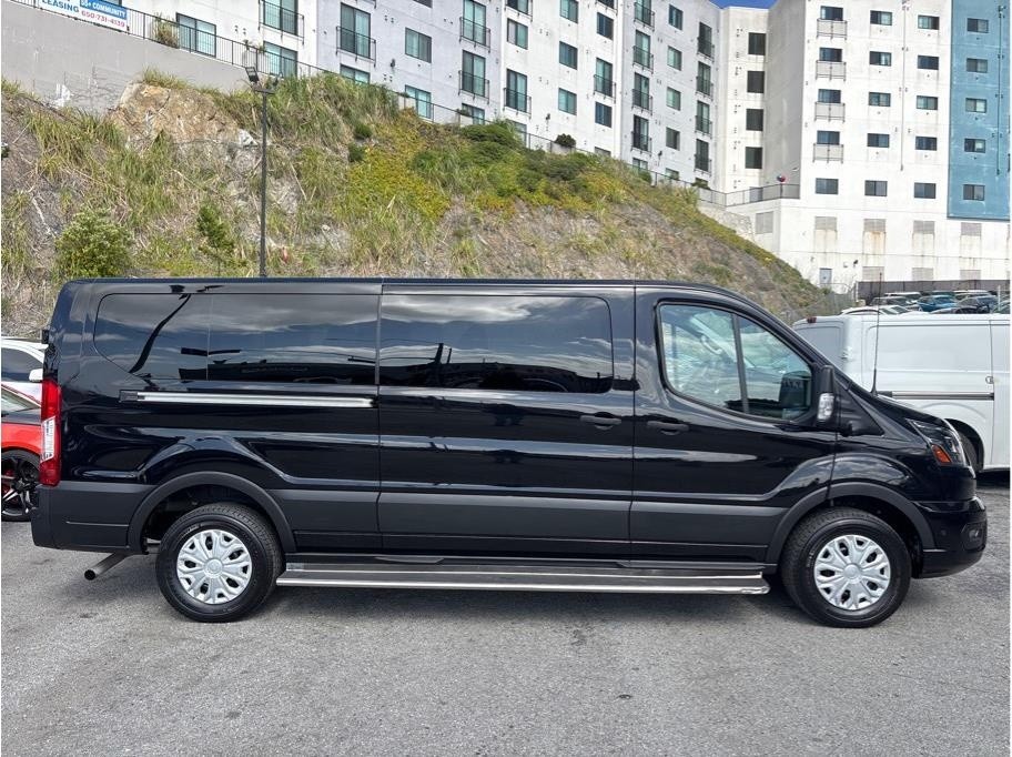 2023 Ford Transit XLT Image 3 of 29