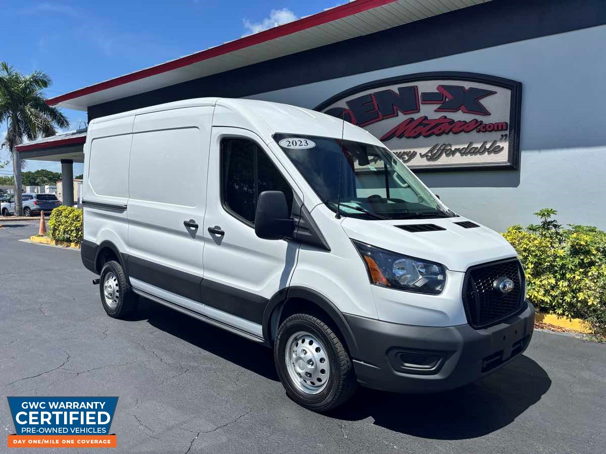 Vehicle image 1 of 32