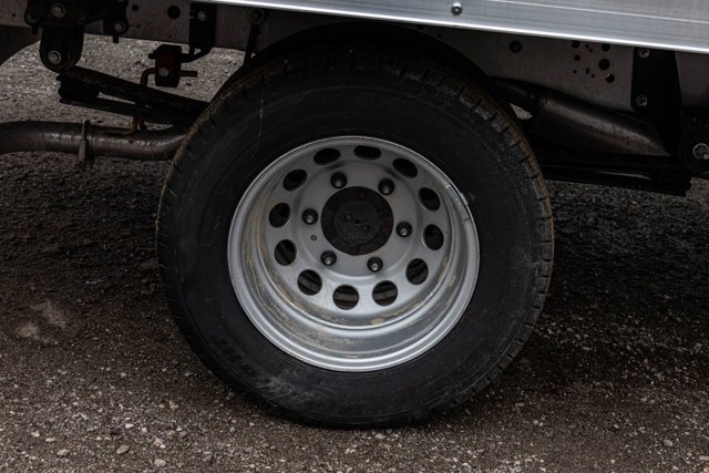 Vehicle image 27 of 27