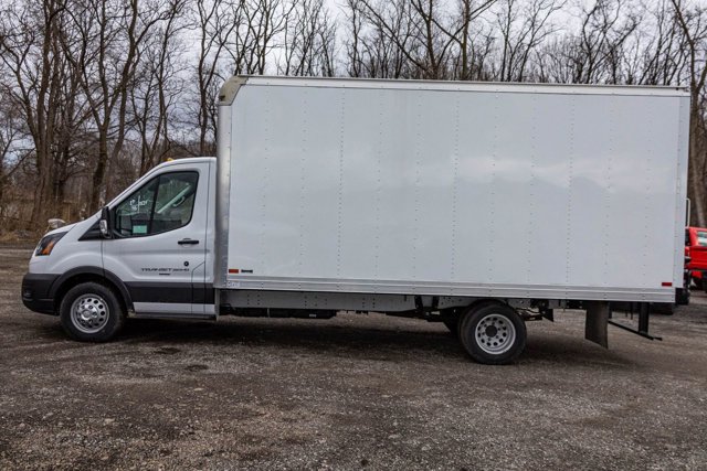 Vehicle image 7 of 27