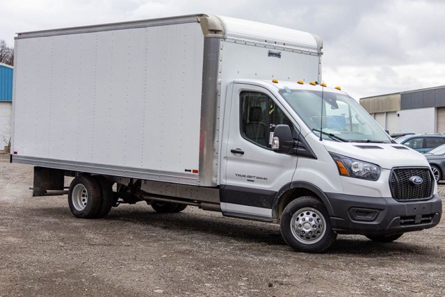 Vehicle image 6 of 27