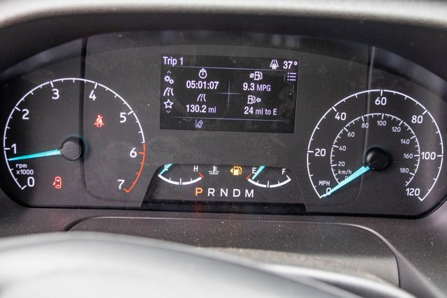 Vehicle image 17 of 27