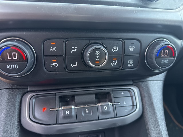Vehicle image 19 of 20