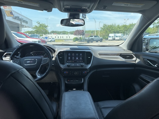Vehicle image 11 of 20