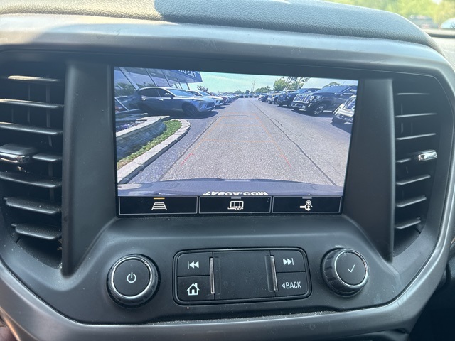 Vehicle image 14 of 20