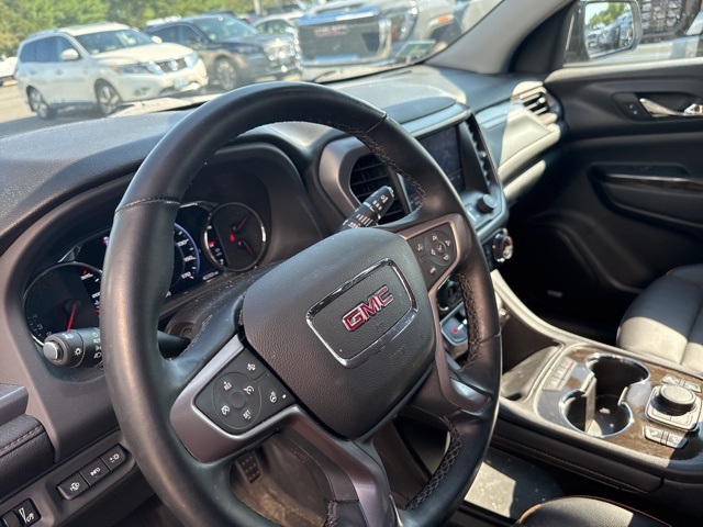 Vehicle image 11 of 22