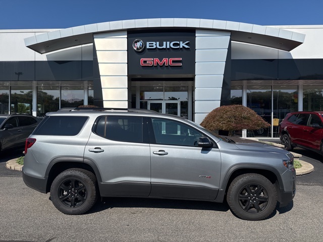 Vehicle image 13 of 22
