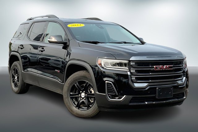 Vehicle image 3 of 32