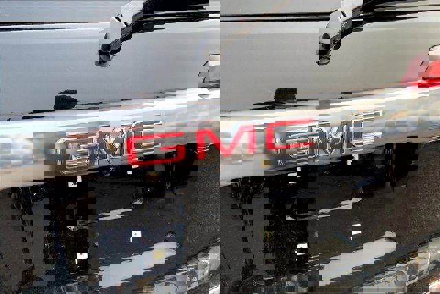 Vehicle image 31 of 32