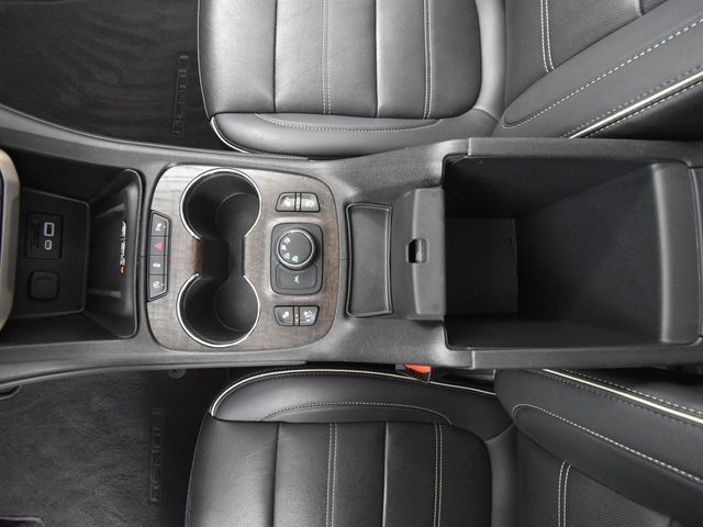 Vehicle image 43 of 63