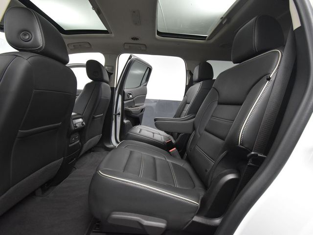 Vehicle image 47 of 63