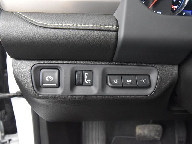 Vehicle image 38 of 63