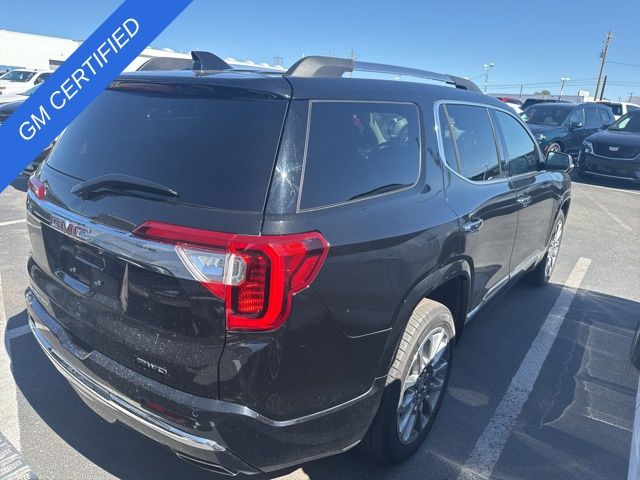 Vehicle image 4 of 9
