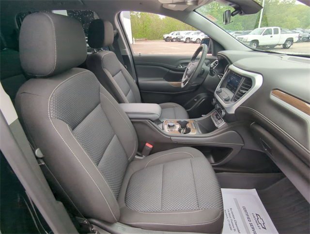 Vehicle image 26 of 33