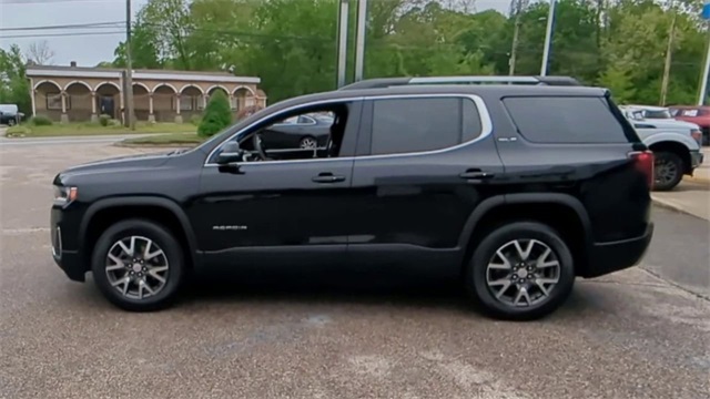 Vehicle image 9 of 33