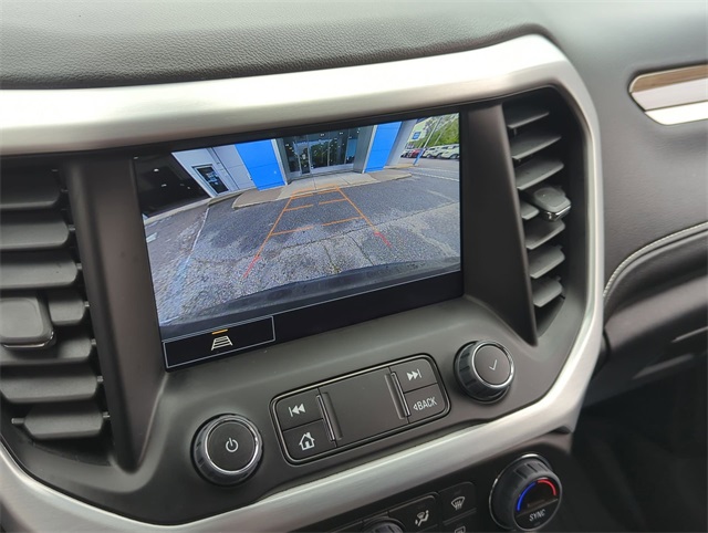 Vehicle image 14 of 33