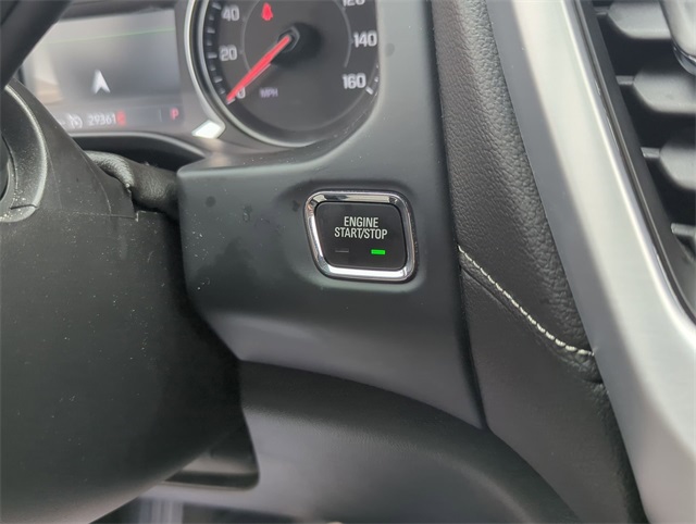 Vehicle image 16 of 33