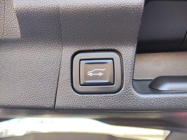 Vehicle image 42 of 45