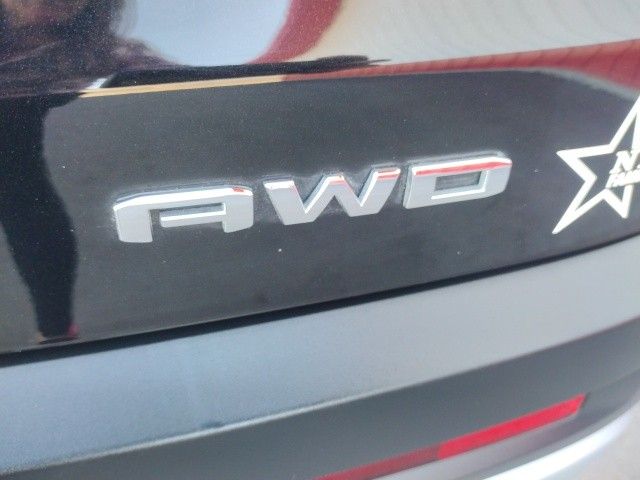 Vehicle image 43 of 45
