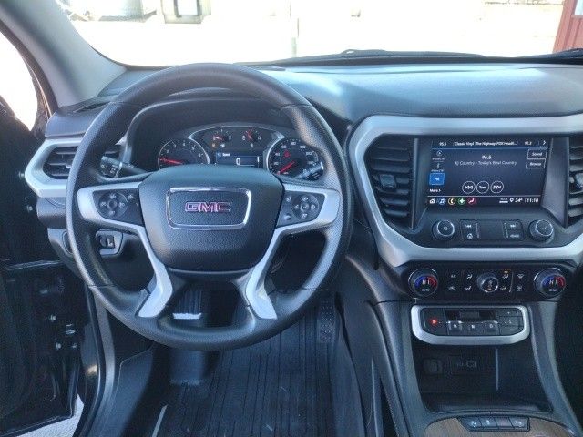 Vehicle image 14 of 45