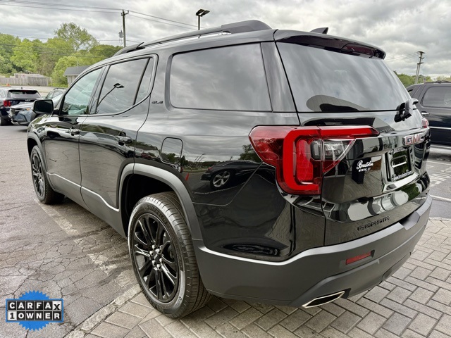 Vehicle image 8 of 40