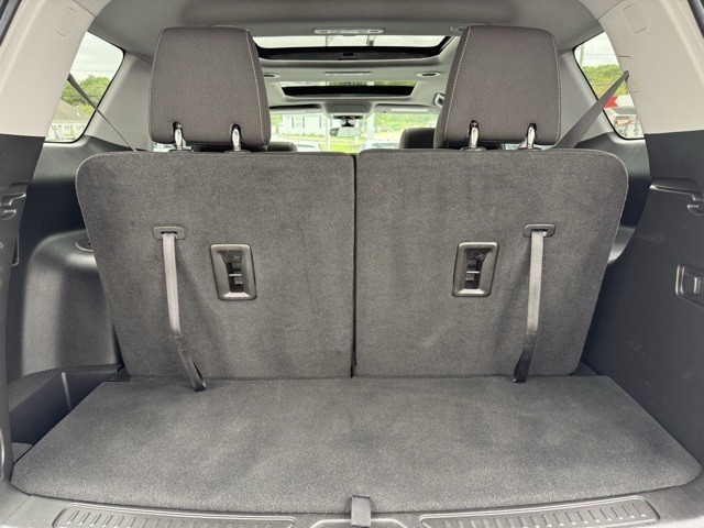 Vehicle image 14 of 40