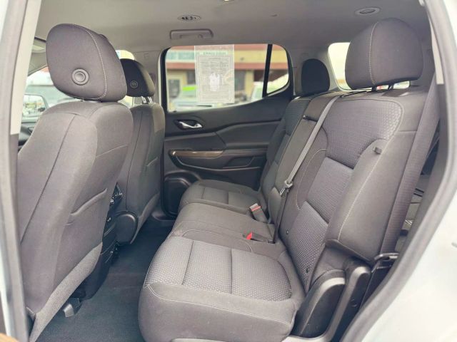 Vehicle image 13 of 20