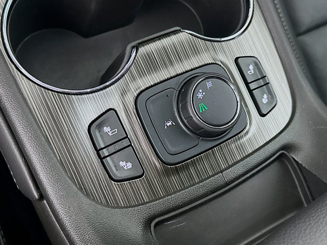 Vehicle image 30 of 31
