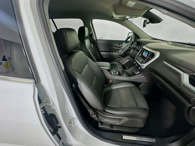 Vehicle image 12 of 31