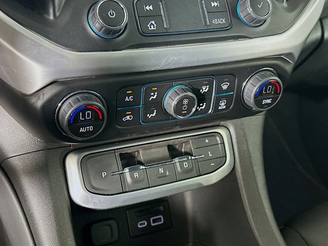 Vehicle image 20 of 31