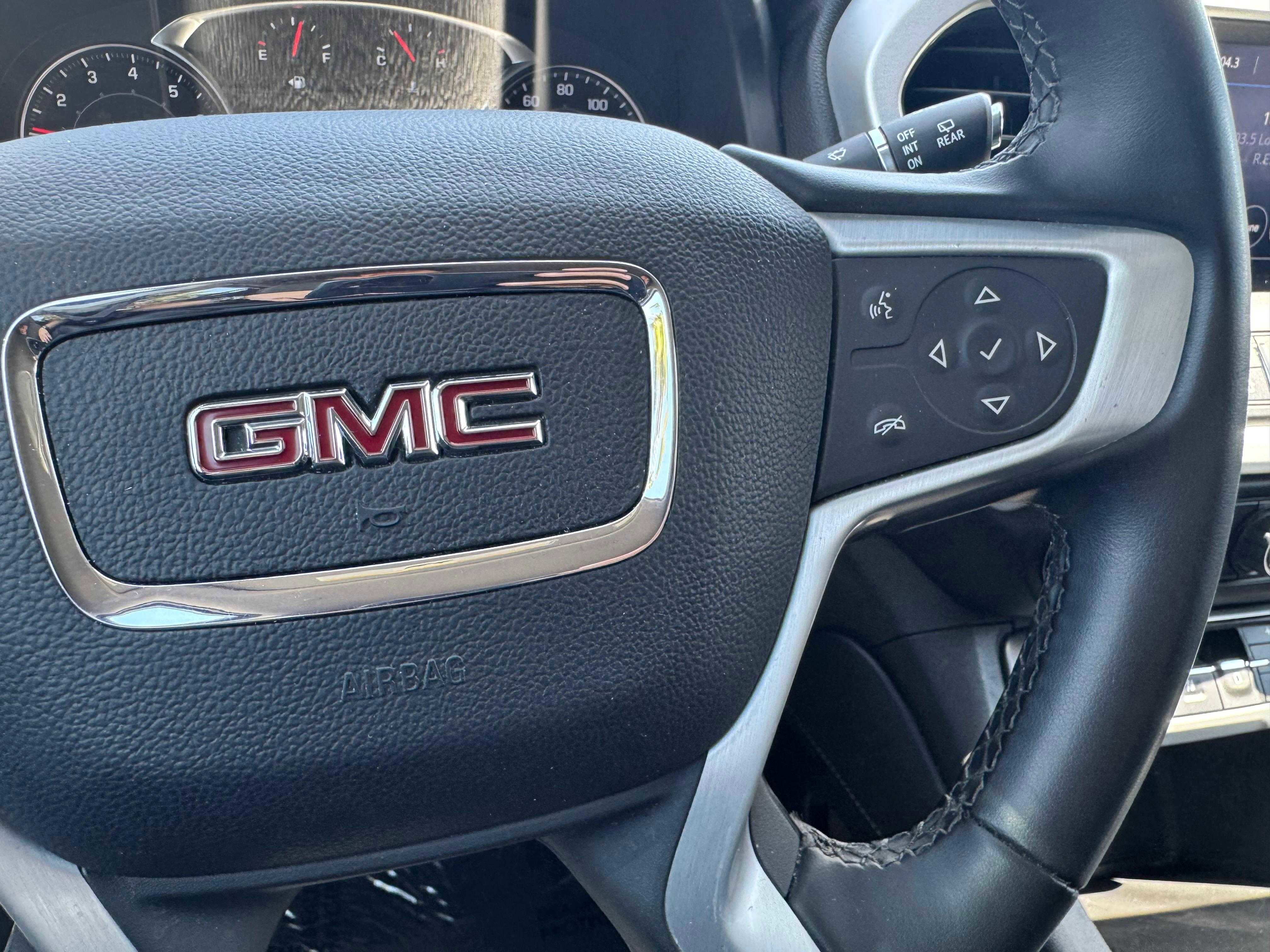 Vehicle image 24 of 81