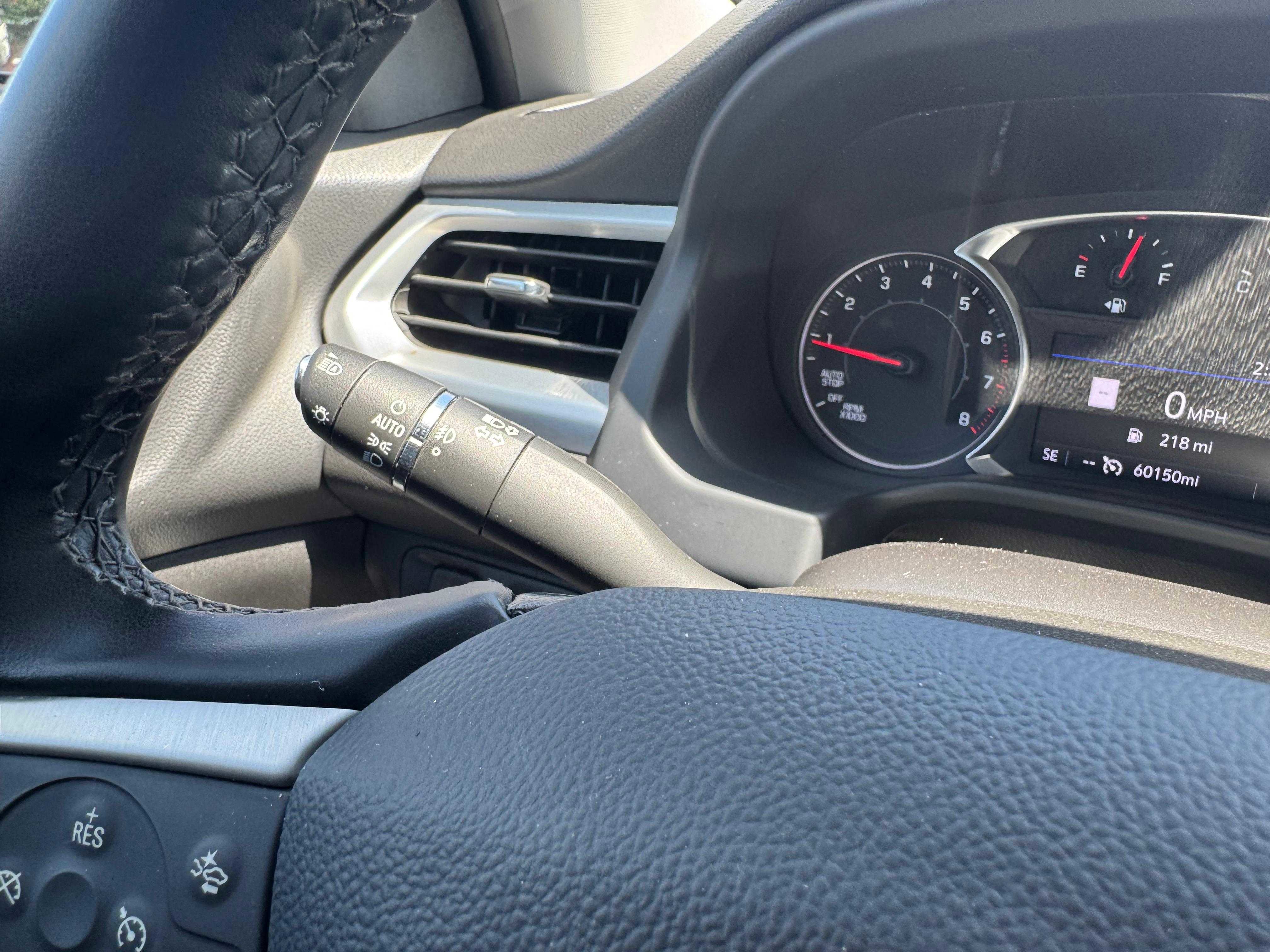 Vehicle image 26 of 81