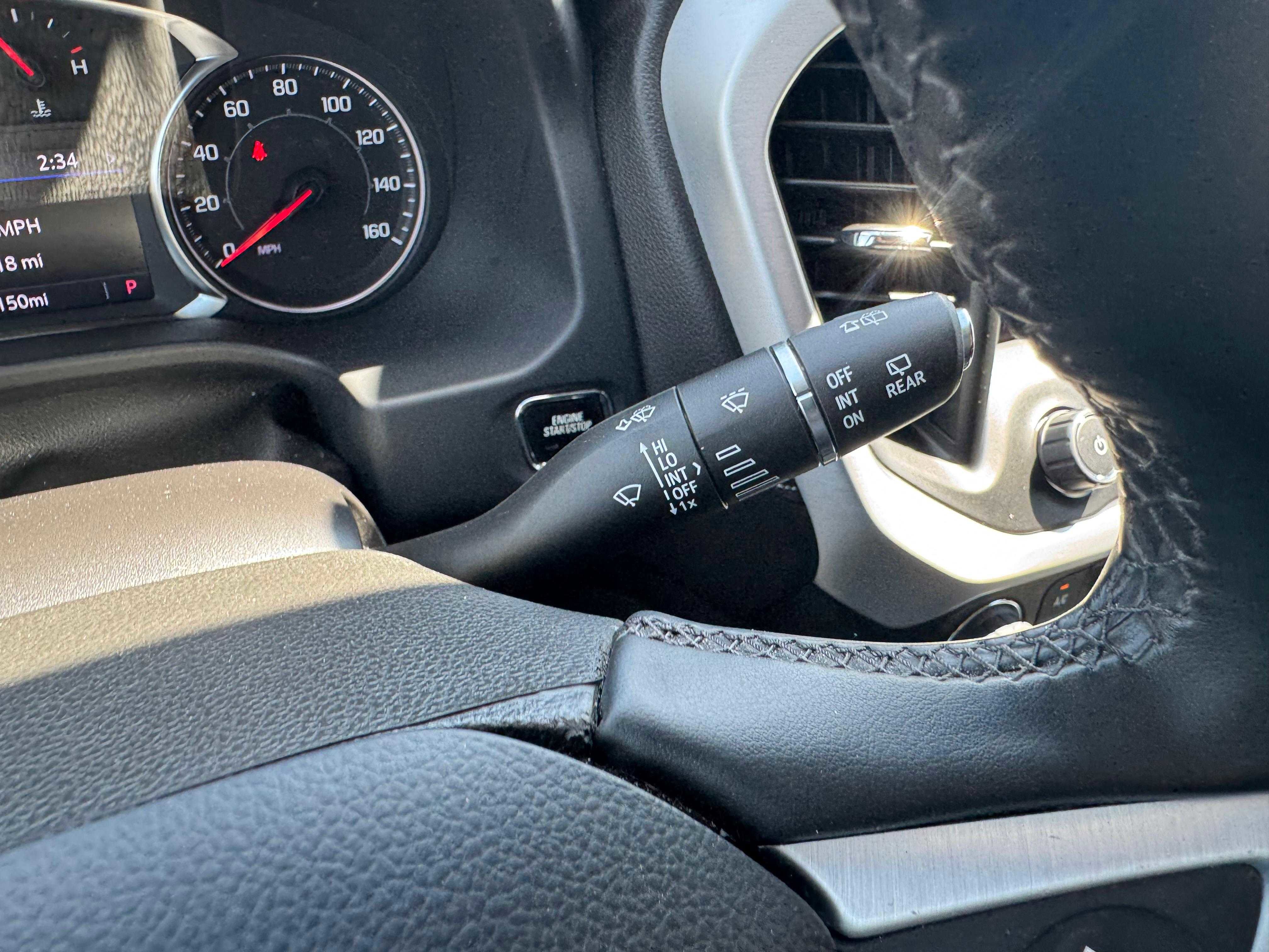 Vehicle image 28 of 81