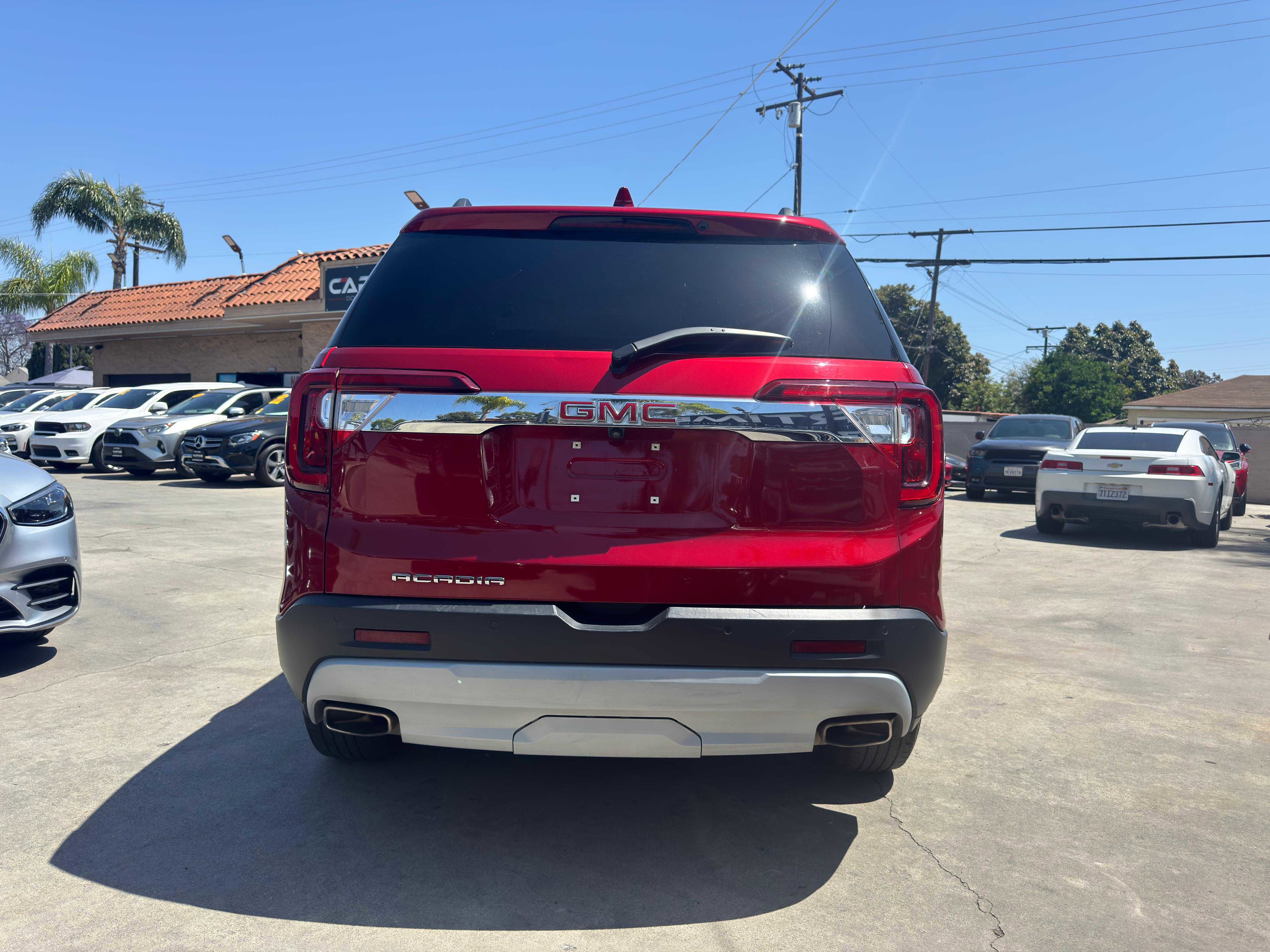Vehicle image 9 of 81