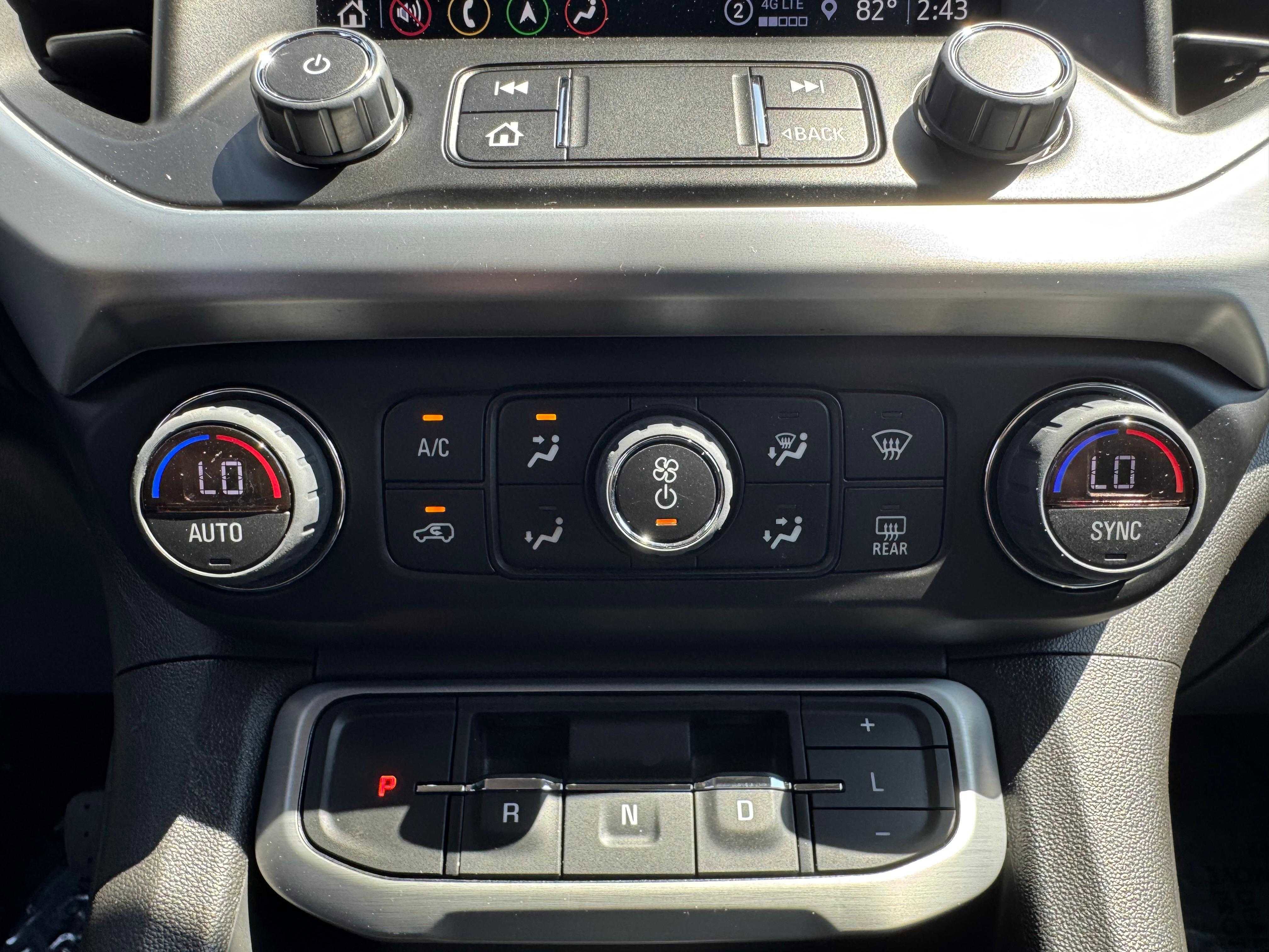 Vehicle image 58 of 81