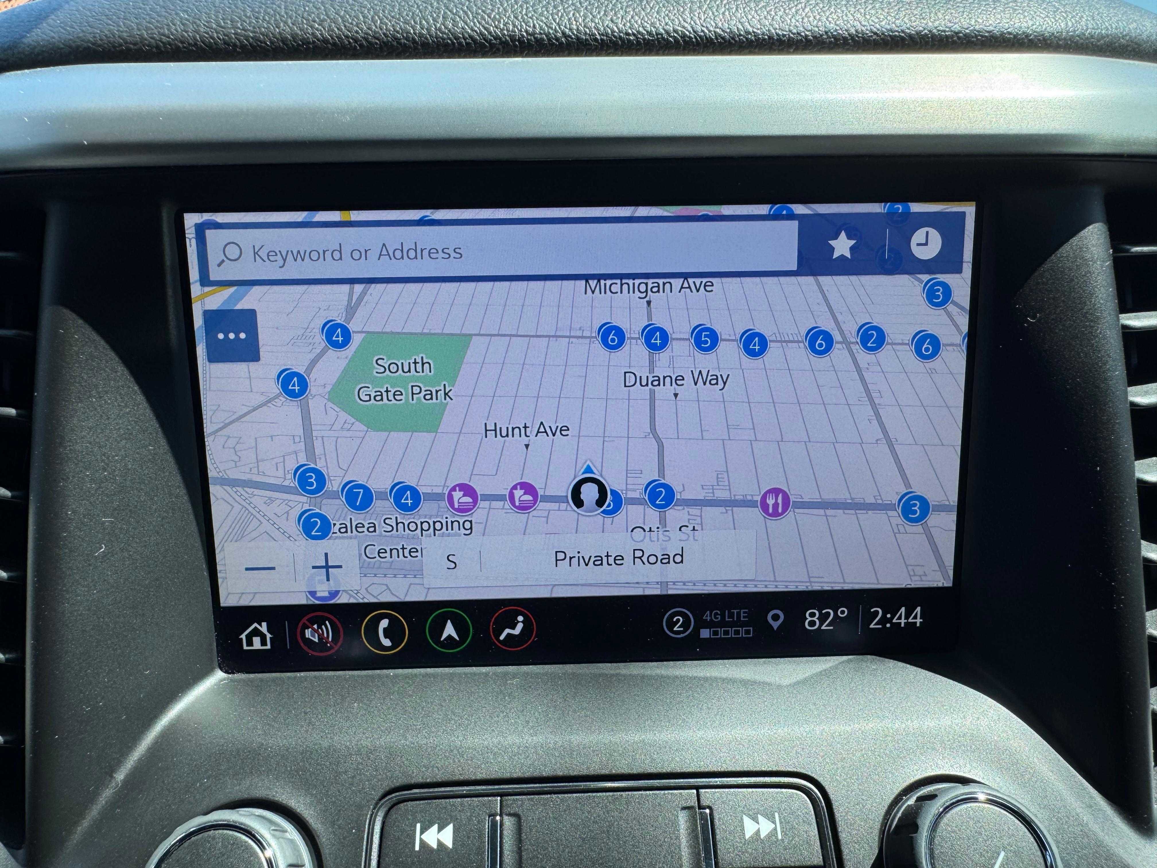 Vehicle image 60 of 81