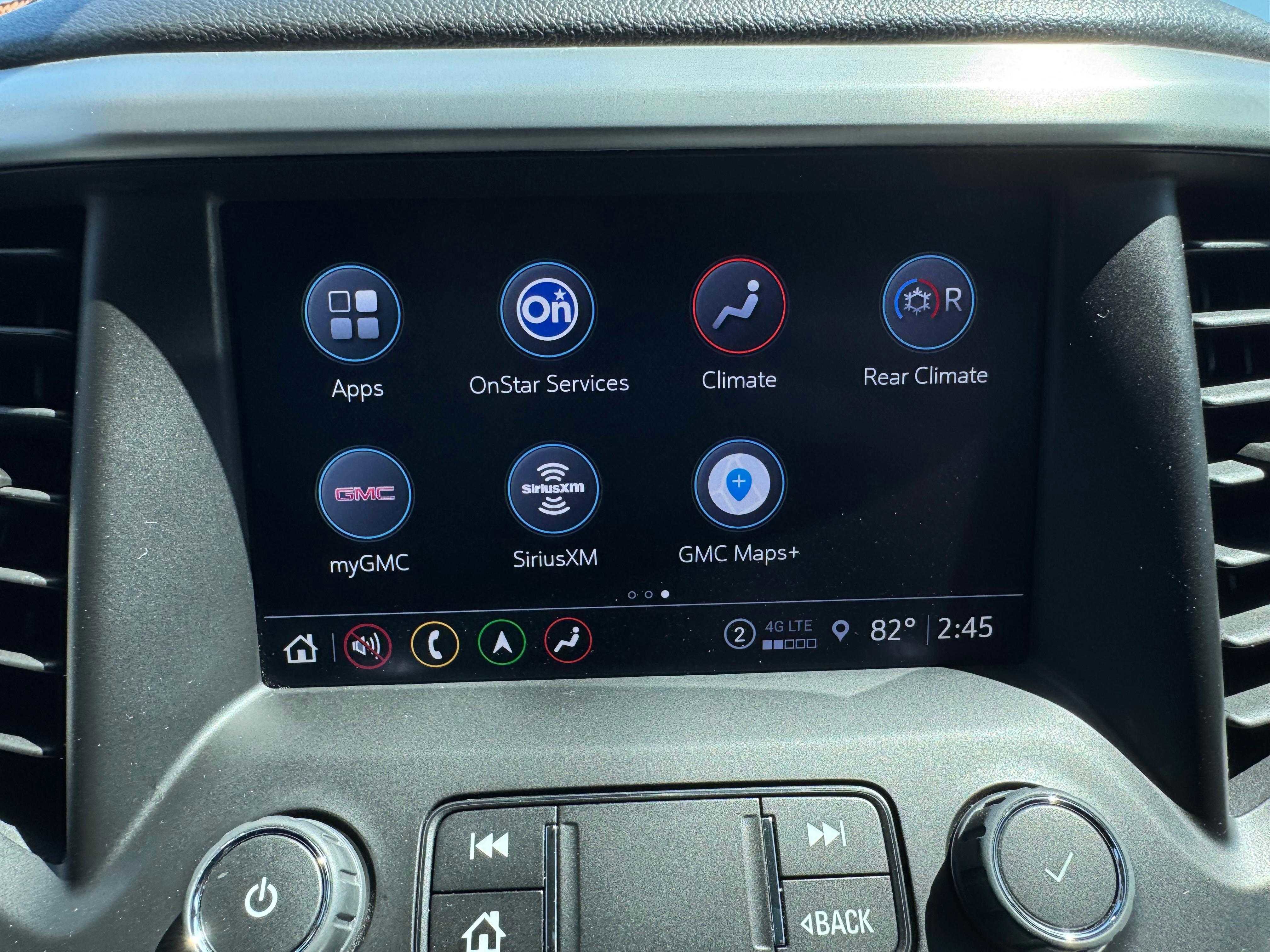 Vehicle image 65 of 81