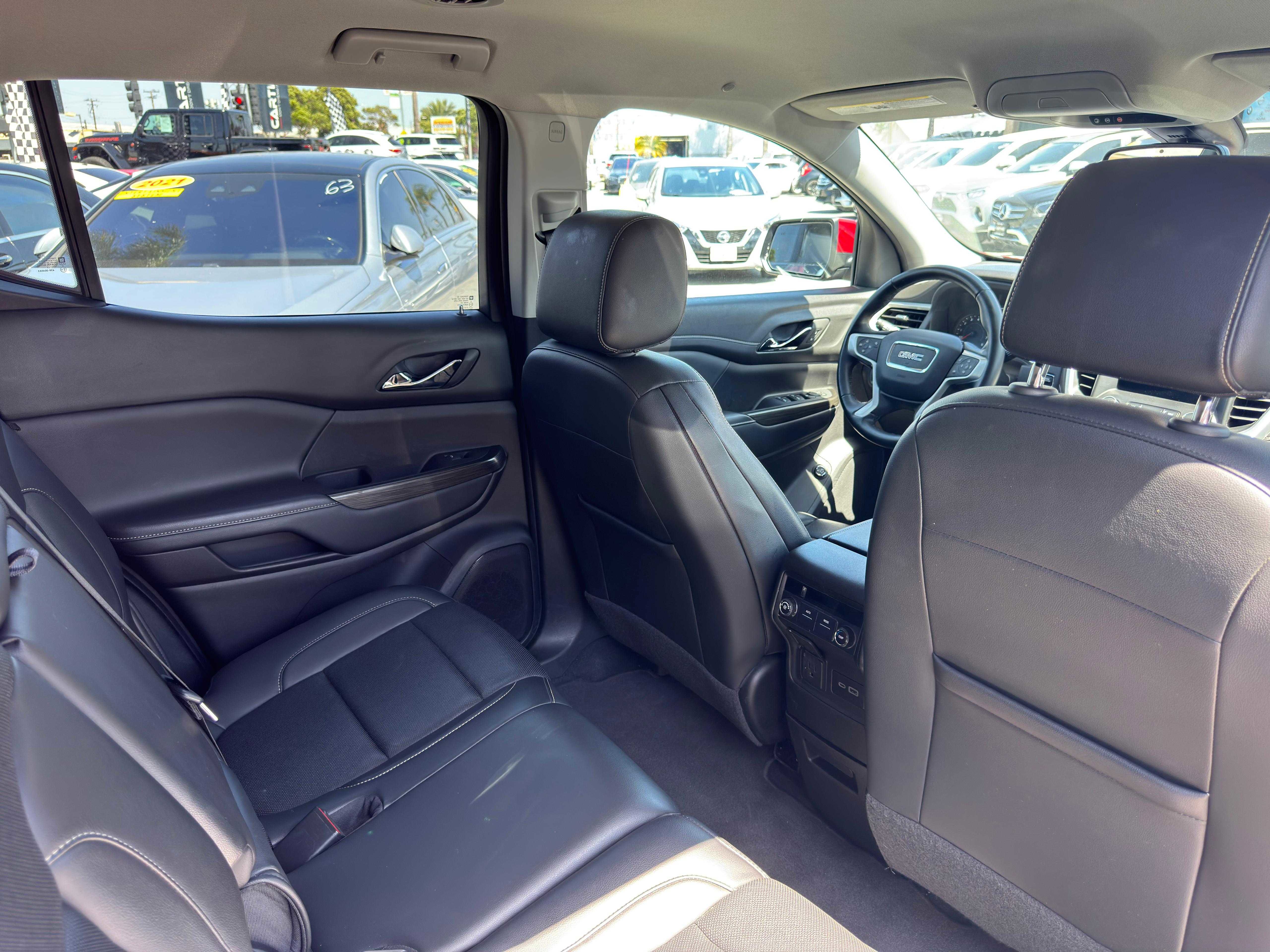 Vehicle image 42 of 81