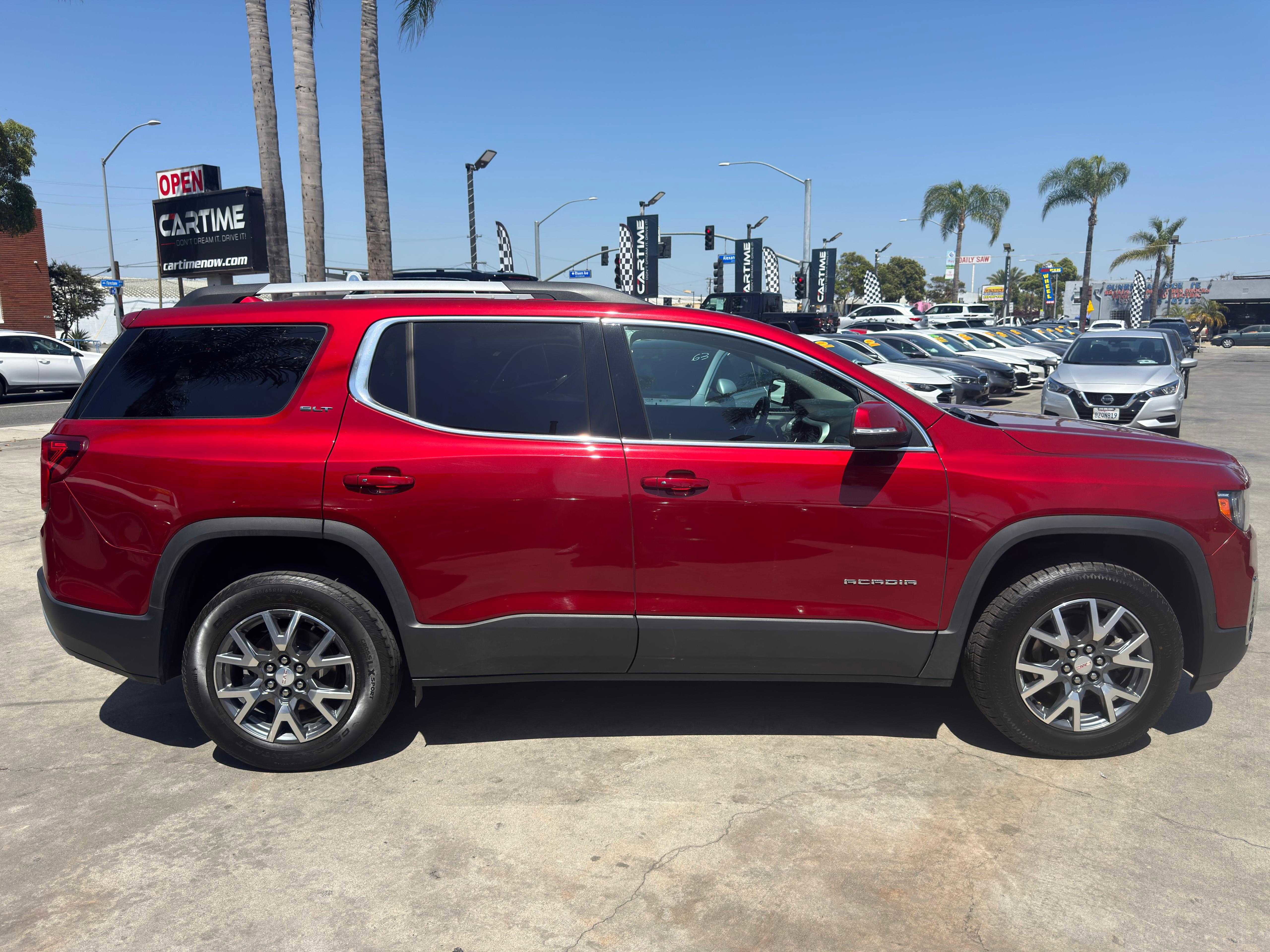 Vehicle image 6 of 81