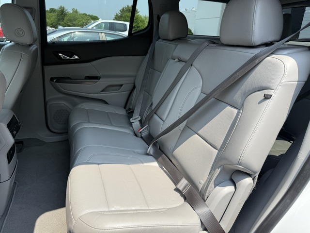 Vehicle image 20 of 38