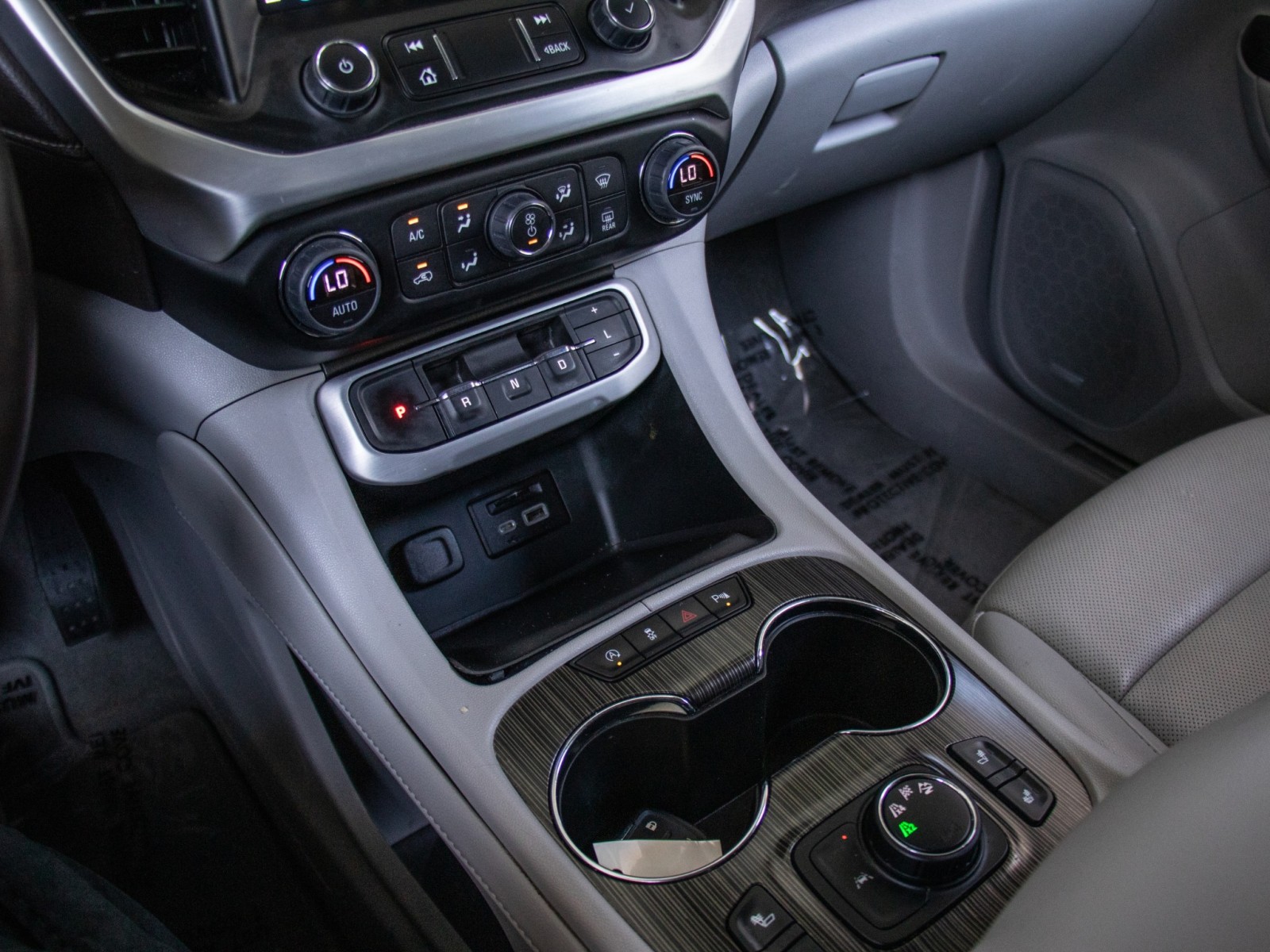 Vehicle image 20 of 25