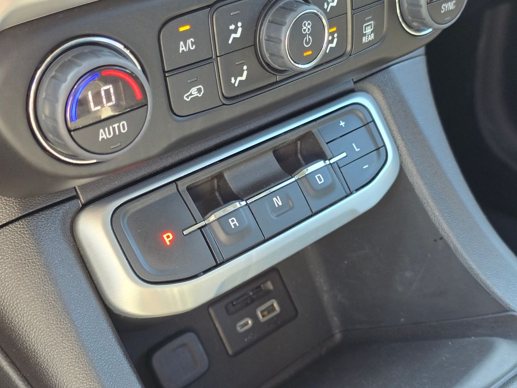 Vehicle image 29 of 31