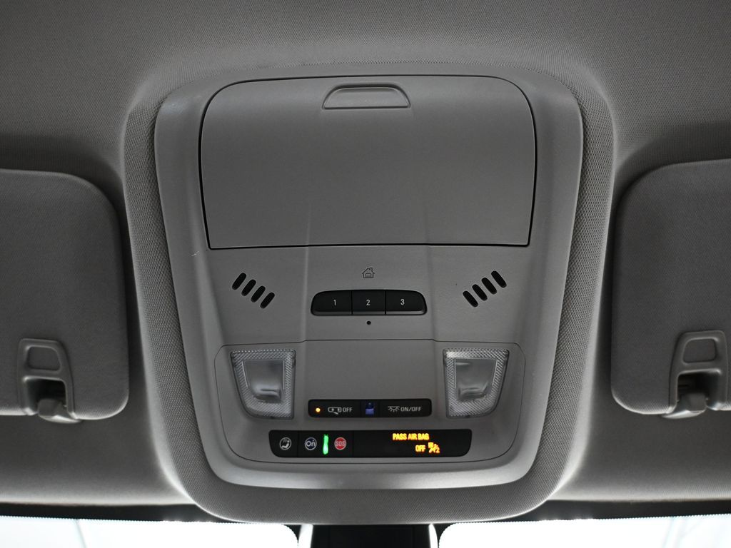 Vehicle image 35 of 57