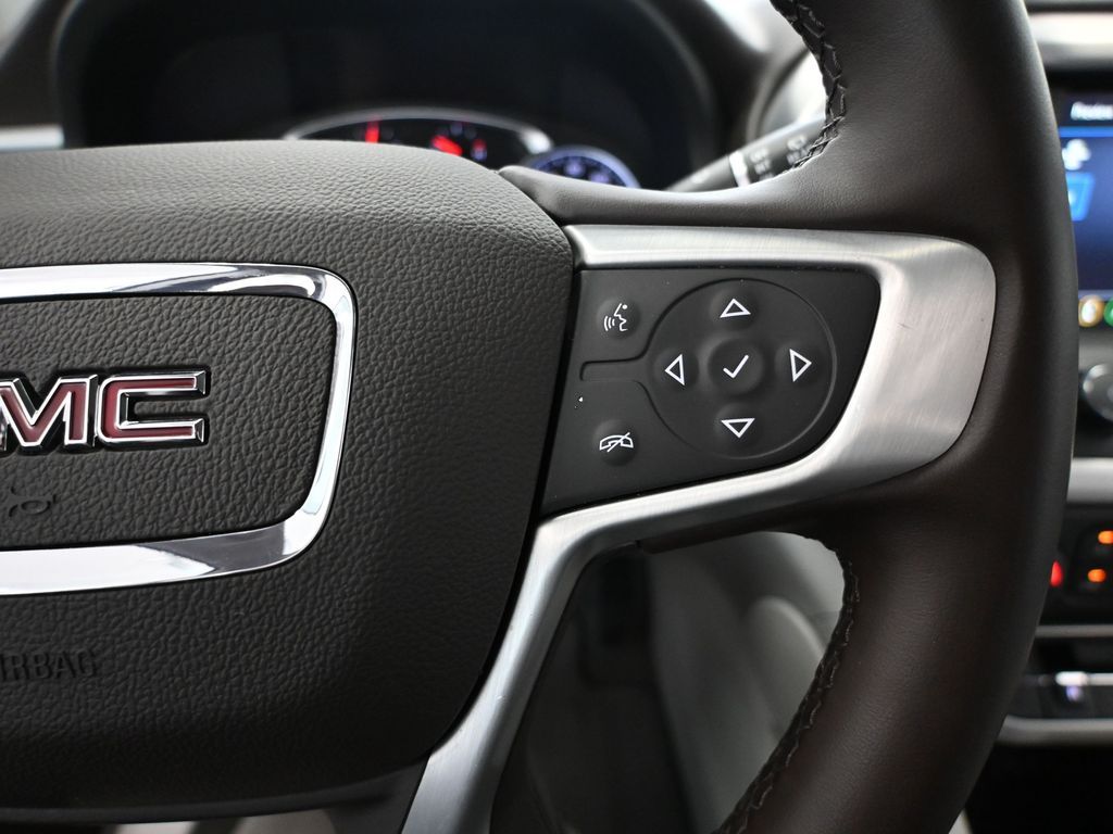 Vehicle image 28 of 57