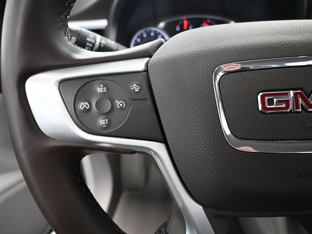Vehicle image 27 of 57